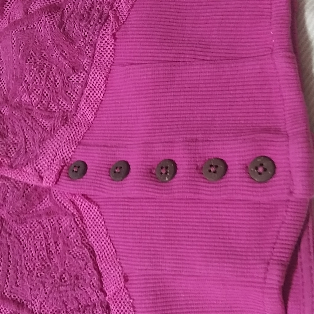 NWT. Free People Raspberry crop top - Picture 6 of 12